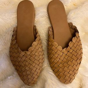 Urban outfitters woven mule size 8